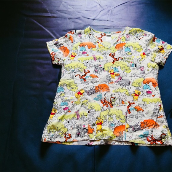 Disney Winnie the Pooh friends white background Med Scrub top - Picture 1 of 15